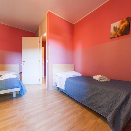 Hotel Albi Стеццано Экстерьер фото